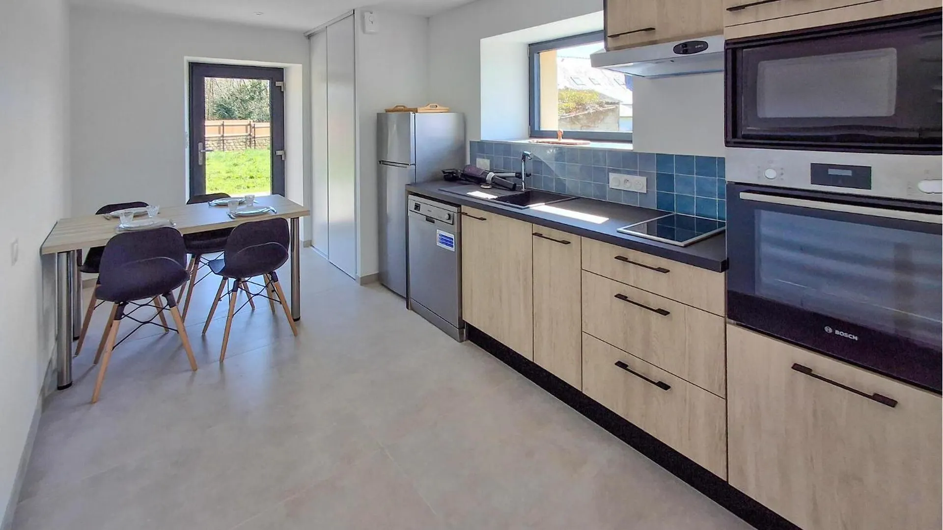 Beautiful Home In Nevez With Wifi France